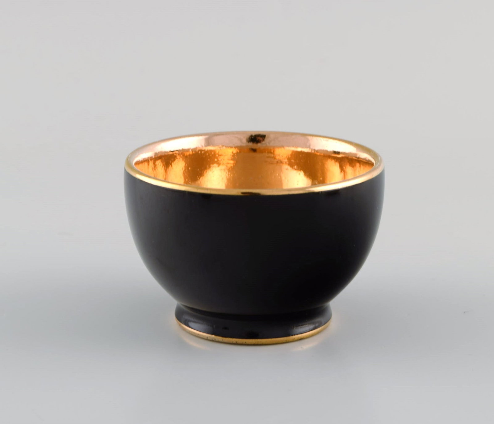 Royal Copenhagen / Aluminia Confetti mocha cup with saucer and sugar bowl in black glazed faience - 6