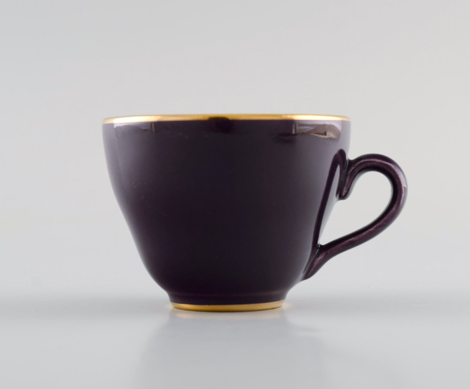 Three Royal Copenhagen / Aluminia Confetti mocha cups with saucers in purple glazed faience with - 4