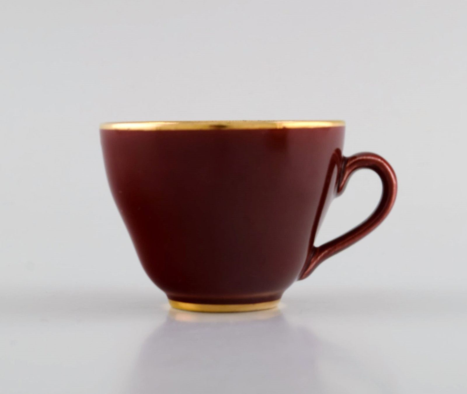 Four Royal Copenhagen / Aluminia Confetti mocha cups with saucers in glazed faience with interior - 4