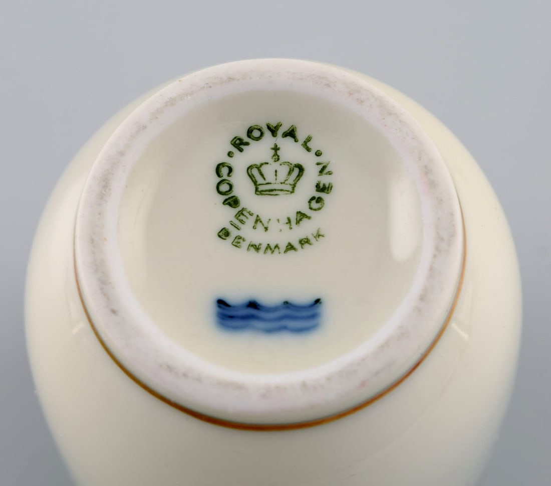 Royal Copenhagen Golden Horns. Mustard jar, salt and pepper shaker. 1960s. - 6