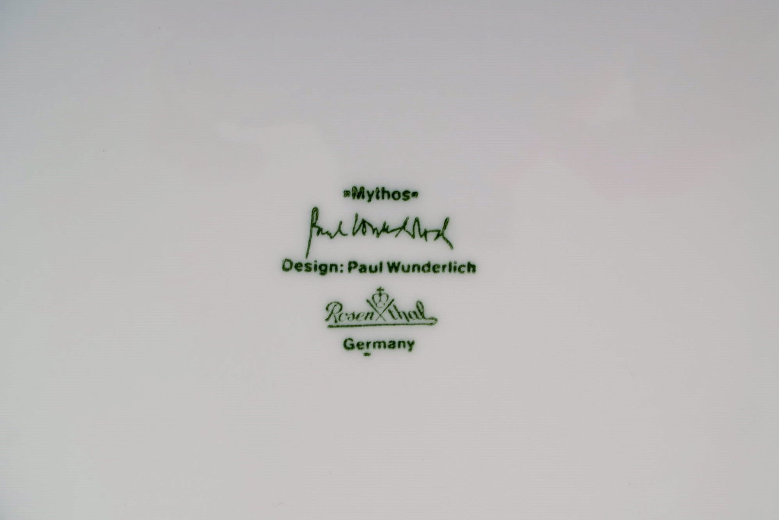 Paul Wunderlich for Rosenthal. 10 Mythos porcelain dinner plates. 1980s / 90s. - 5