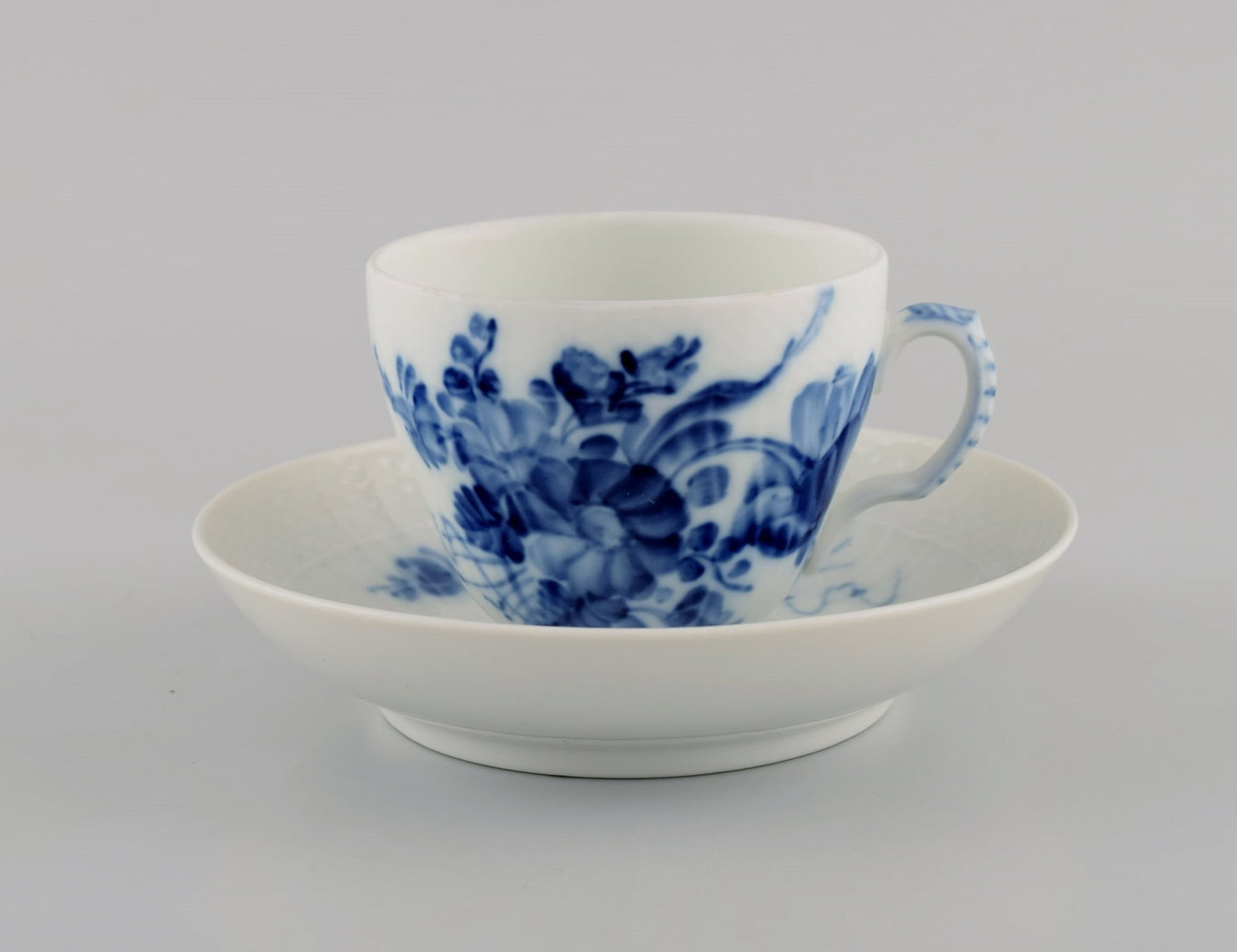 Royal Copenhagen Blue Flower Curved coffee service for ten people. 1980s. Model number 10/1549. - 3
