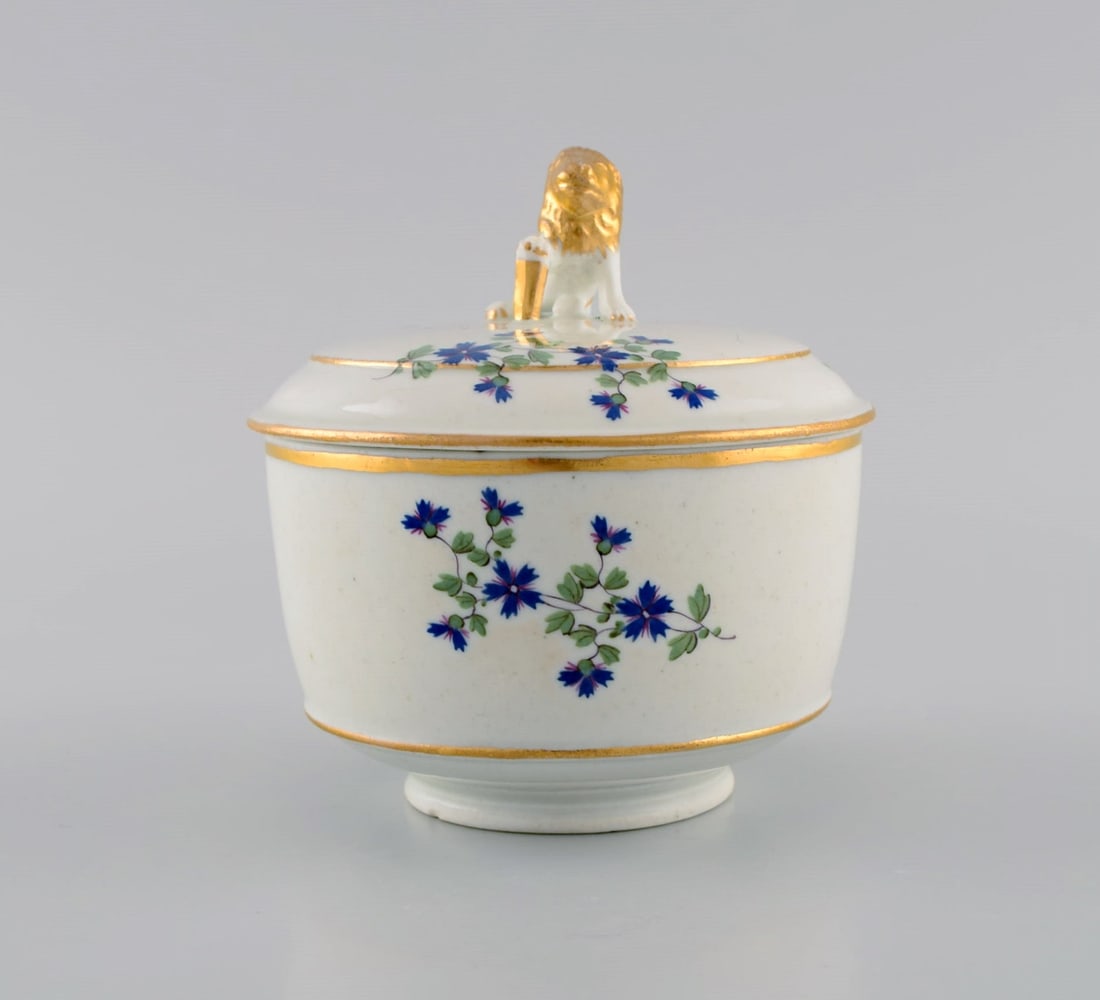 Antique German sugar bowl in hand-painted porcelain with flowers and gold edges. Lid knob modeled as - 2