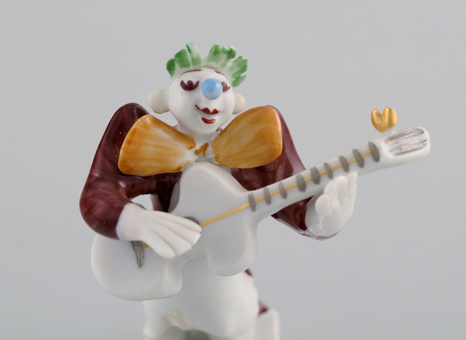 Peter Strang (b.1936) for Meissen. Figure in hand-painted porcelain. Bassist from the clown - 3