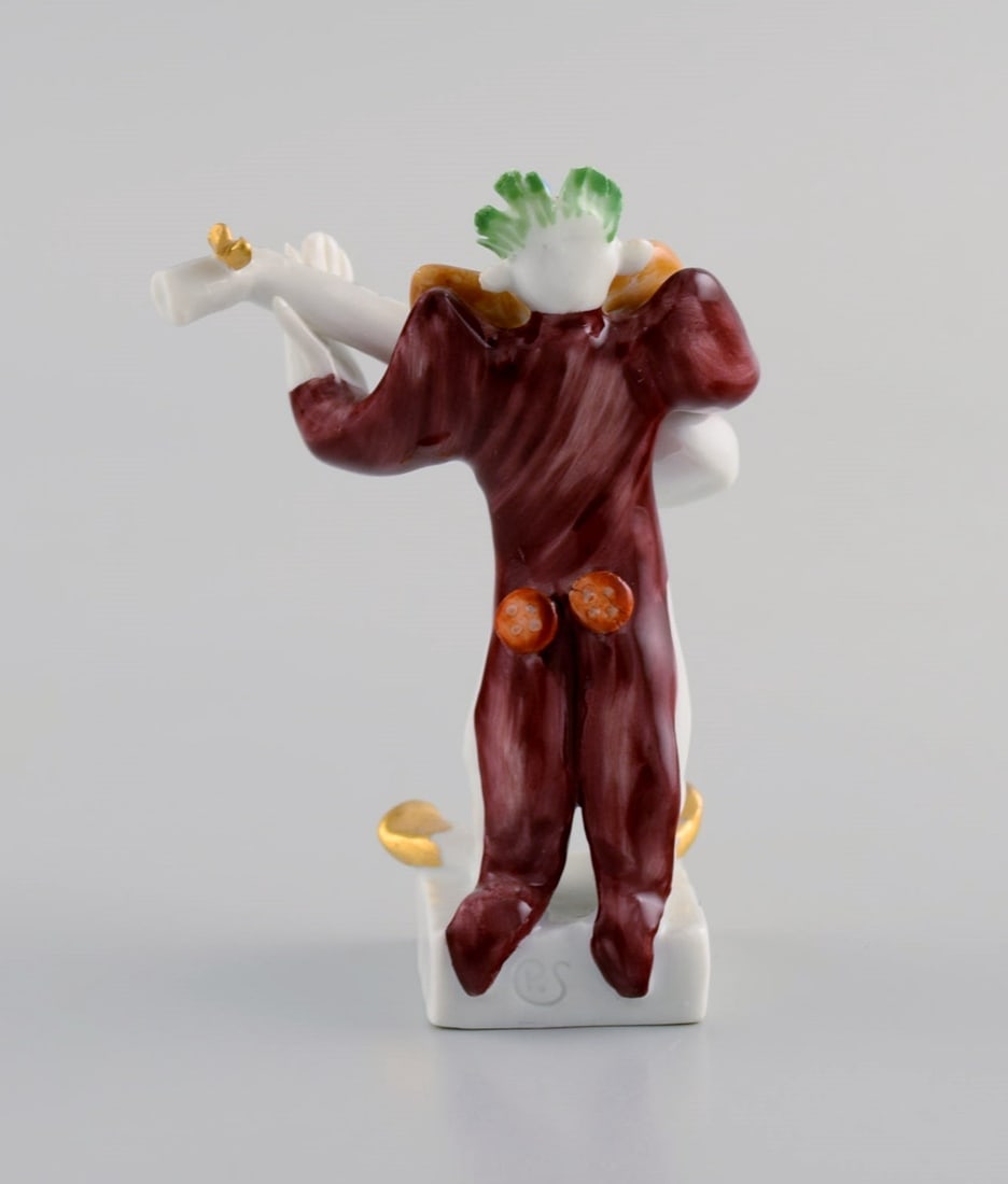 Peter Strang (b.1936) for Meissen. Figure in hand-painted porcelain. Bassist from the clown - 5
