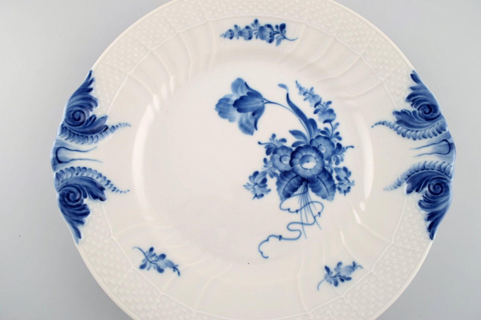 Royal Copenhagen Blue Flower Curved dish. Model number 10/1864. - 3