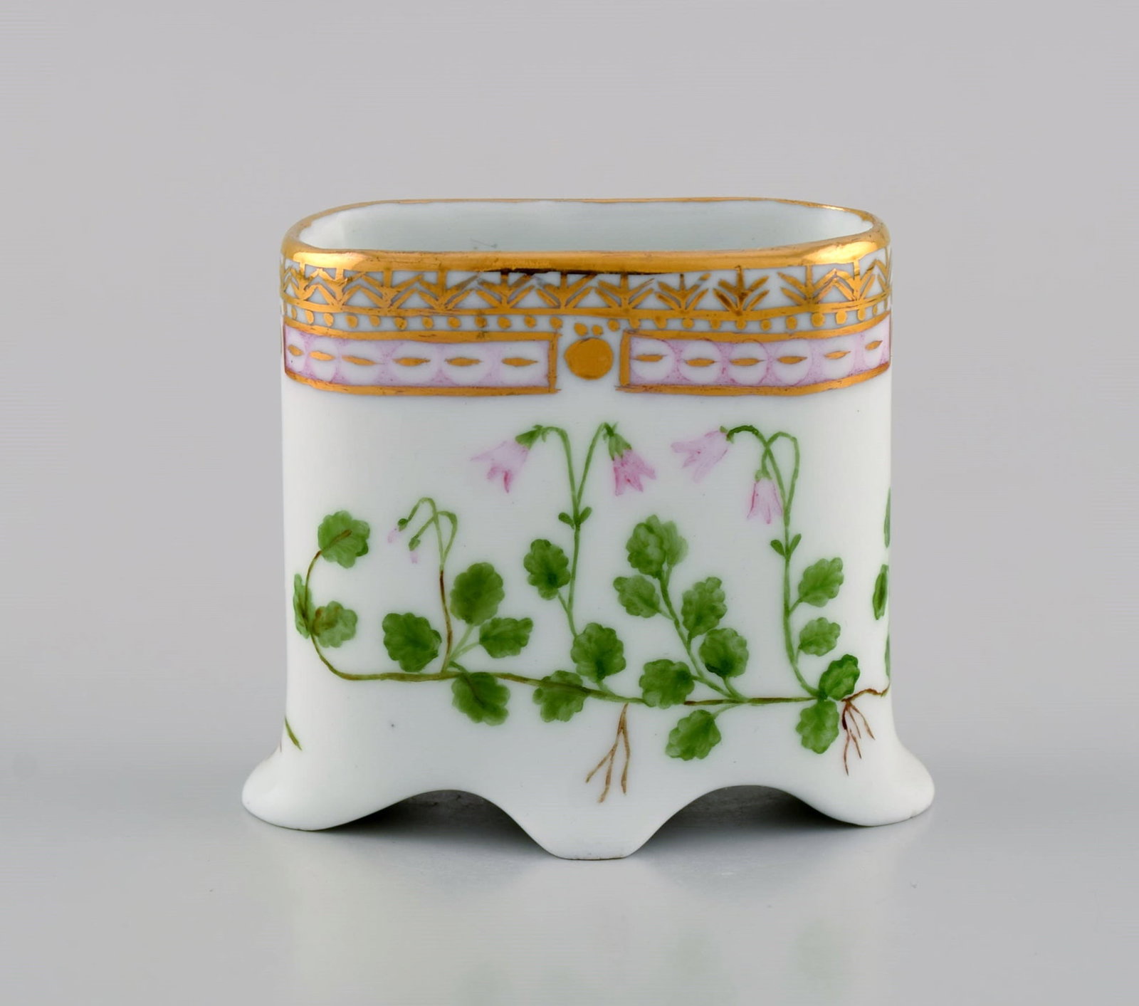 Kaiser, Germany. Porcelain vase and lidded bowl with hand-painted flowers and gold decoration. - 3