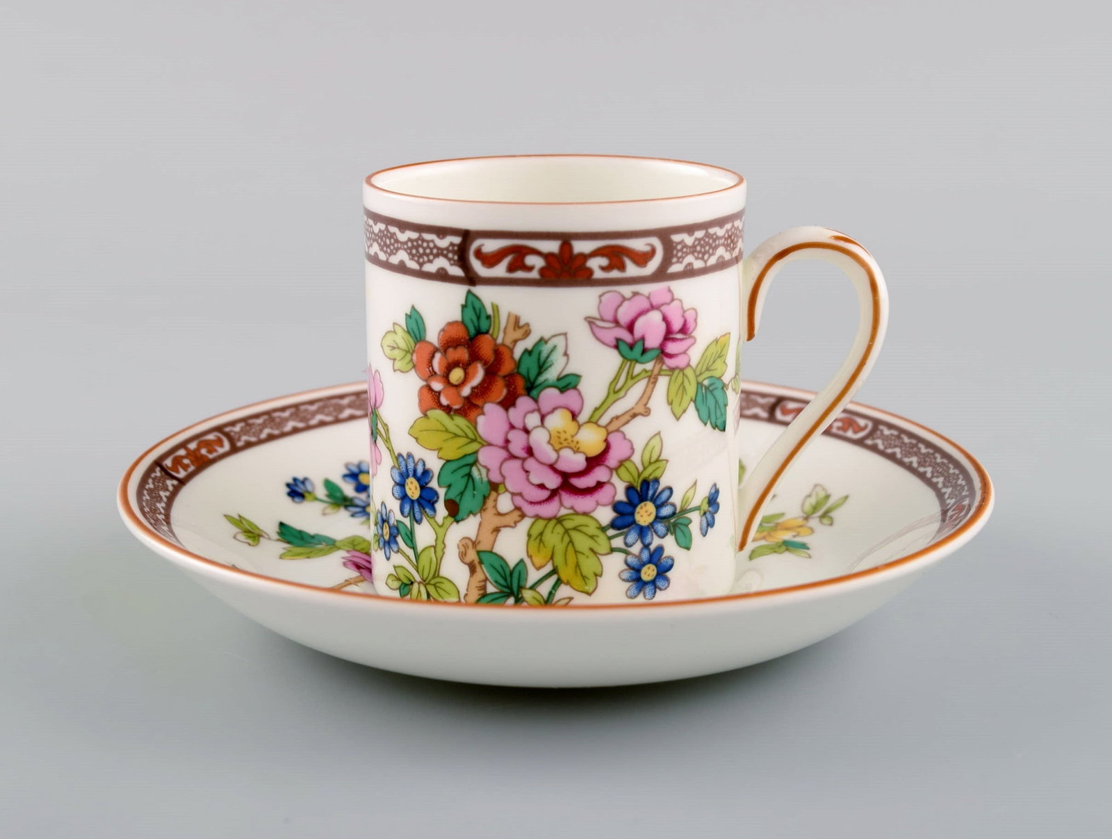 Coalport, England. Seven Flower of Tibet chocolate cups with saucers decorated with flowers and gold - 3
