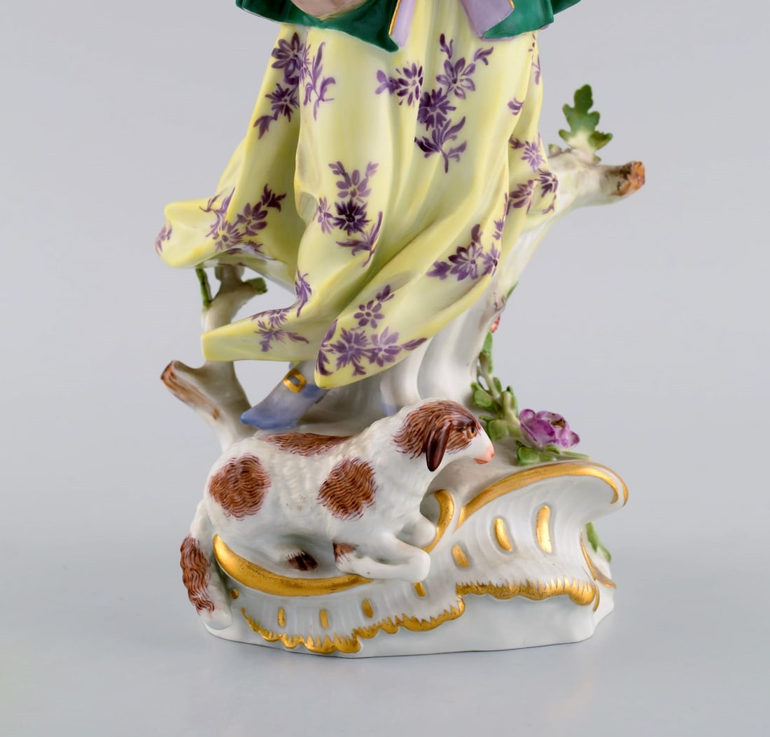 Antique Meissen porcelain figurine. Woman playing flute. Late 19th century. - 4