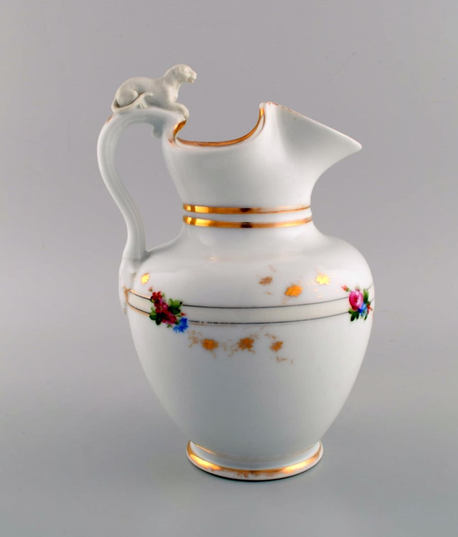 Antique Bing & Grondahl chocolate jug in porcelain modeled with a lion on the handle. Hand-painted - 7