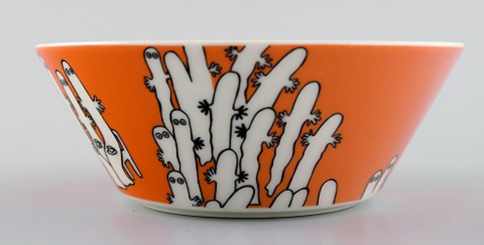 Arabia, Finland. Two porcelain bowls with motifs from "Moomin". Late 20th century. - 7