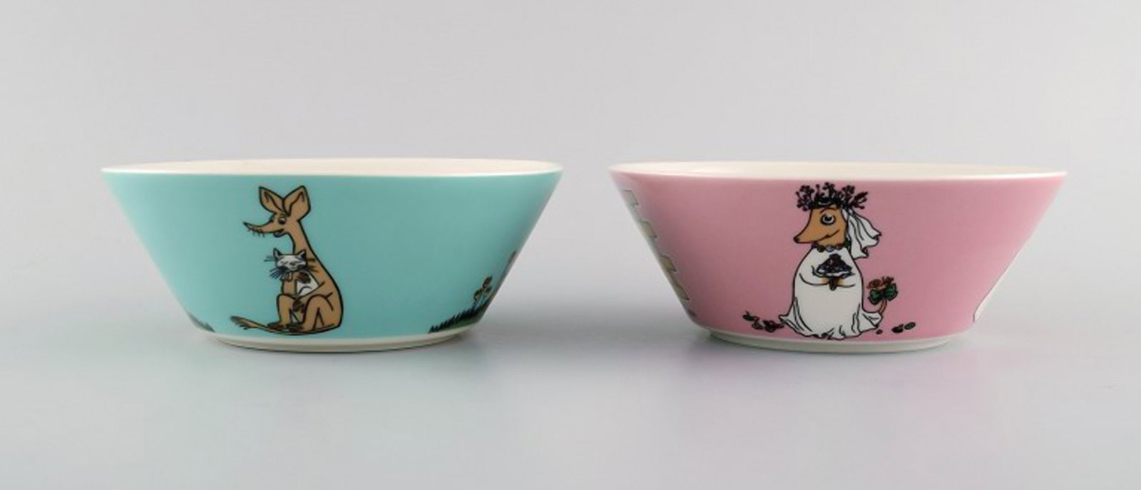 Arabia, Finland. Two porcelain bowls with motifs from "Moomin". Late 20th century.: Title: Arabia, Finland. Two porcelain bowls with motifs from "Moomin". Late 20th century. Description: Arabia, Finland. Two porcelain bowls with motifs from "Moomin". Late 20th century. In excellent c