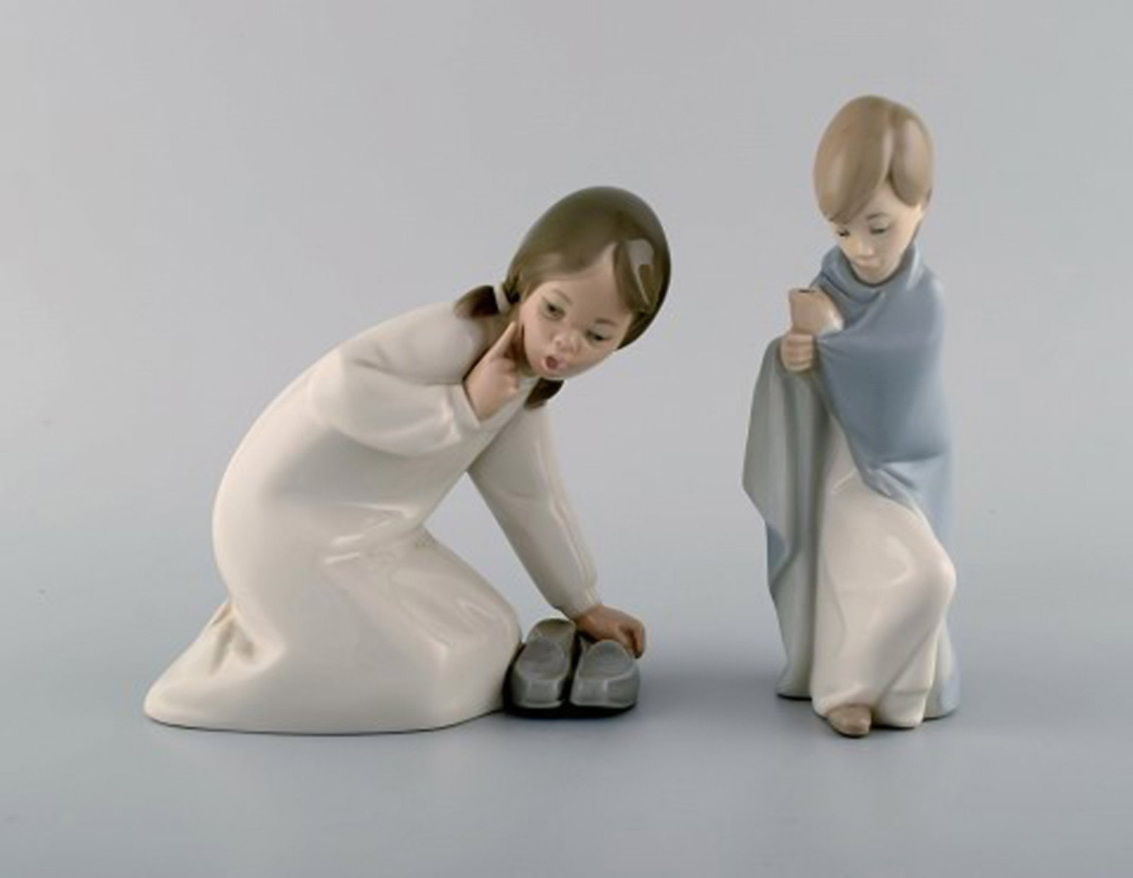 Lladro, Spain. Five porcelain figurines of children. 1970 / 80s. - 6