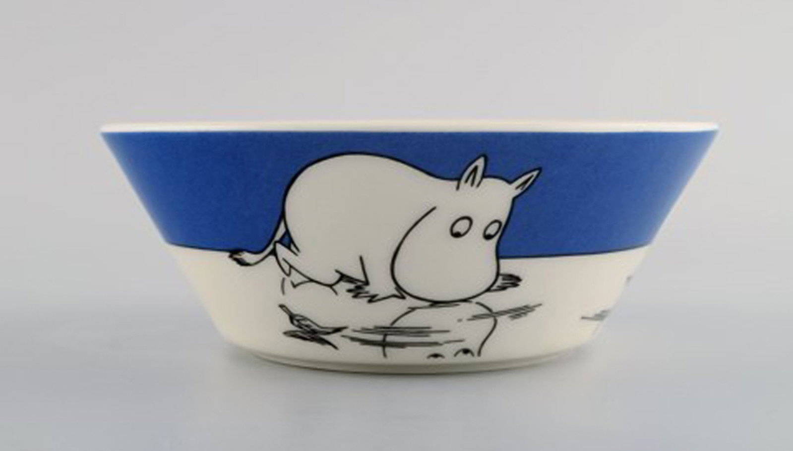 Arabia, Finland. Four porcelain bowls with motifs from "Moomin". Late 20th century. - 4