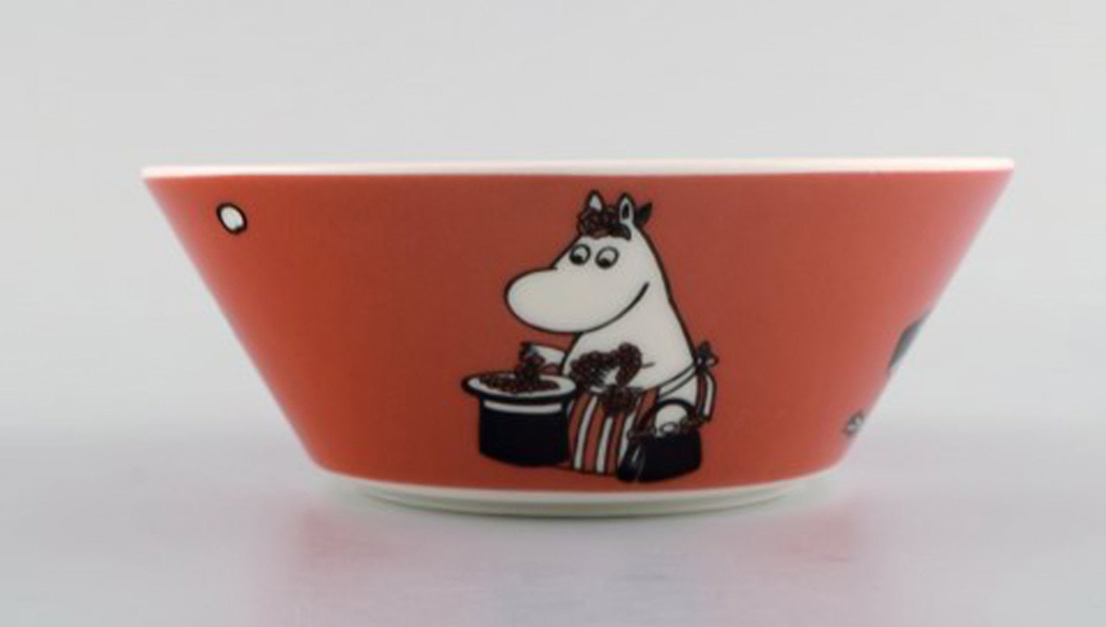 Arabia, Finland. Four porcelain bowls with motifs from "Moomin". Late 20th century. - 7