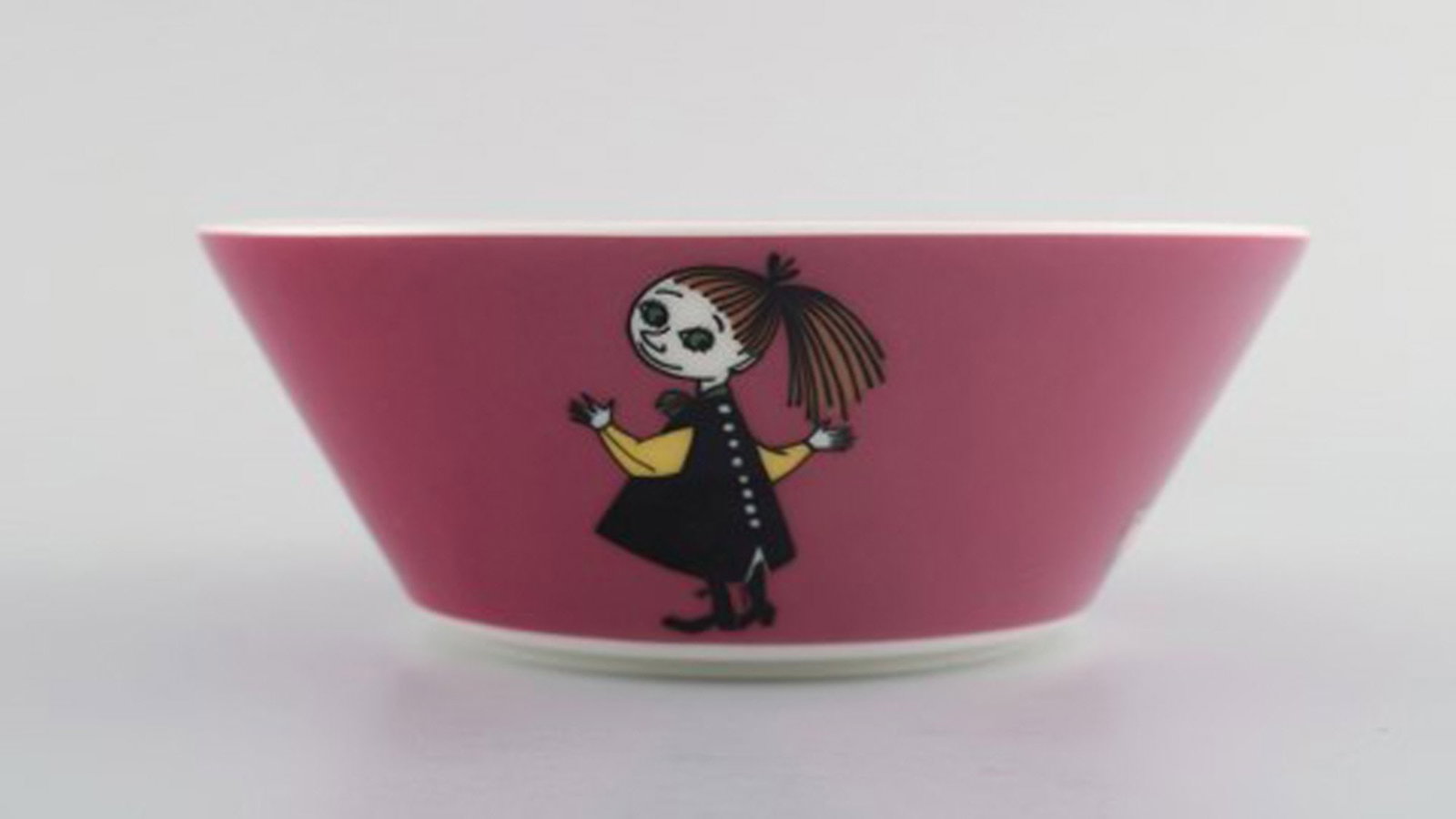 Arabia, Finland. Two porcelain bowls with motifs from "Moomin". Late 20th century. - 3