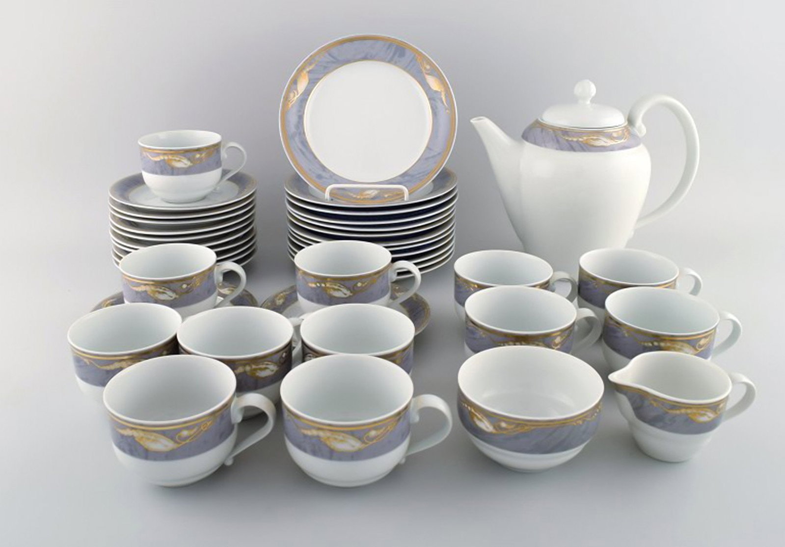 Royal Copenhagen Gray Magnolia. Complete coffee service for 12 people in porcelain. Late 20th - 2