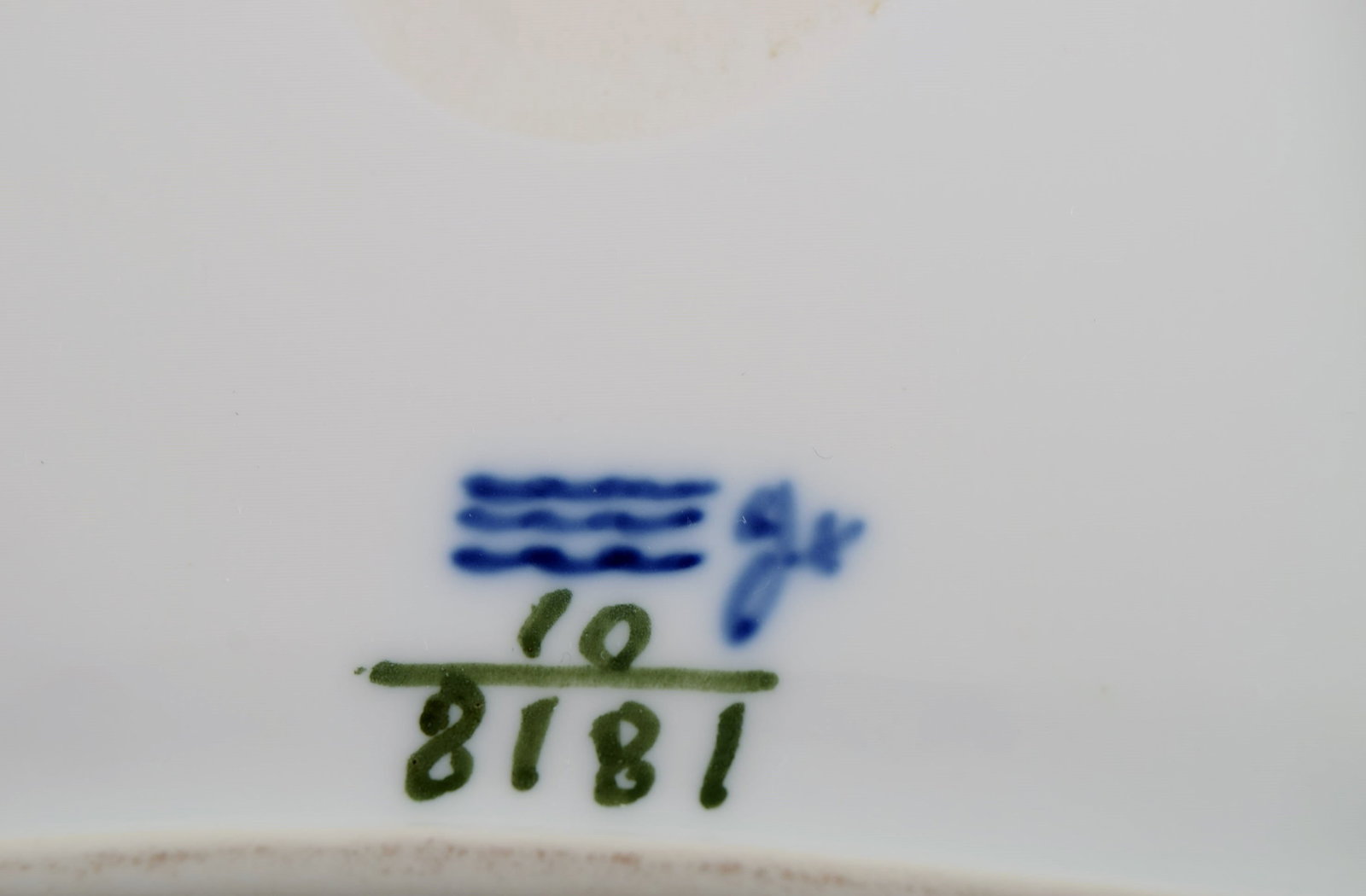 Royal Copenhagen Blue Flower Braided tray. Model number 10/8181. Dated 1945. - 7