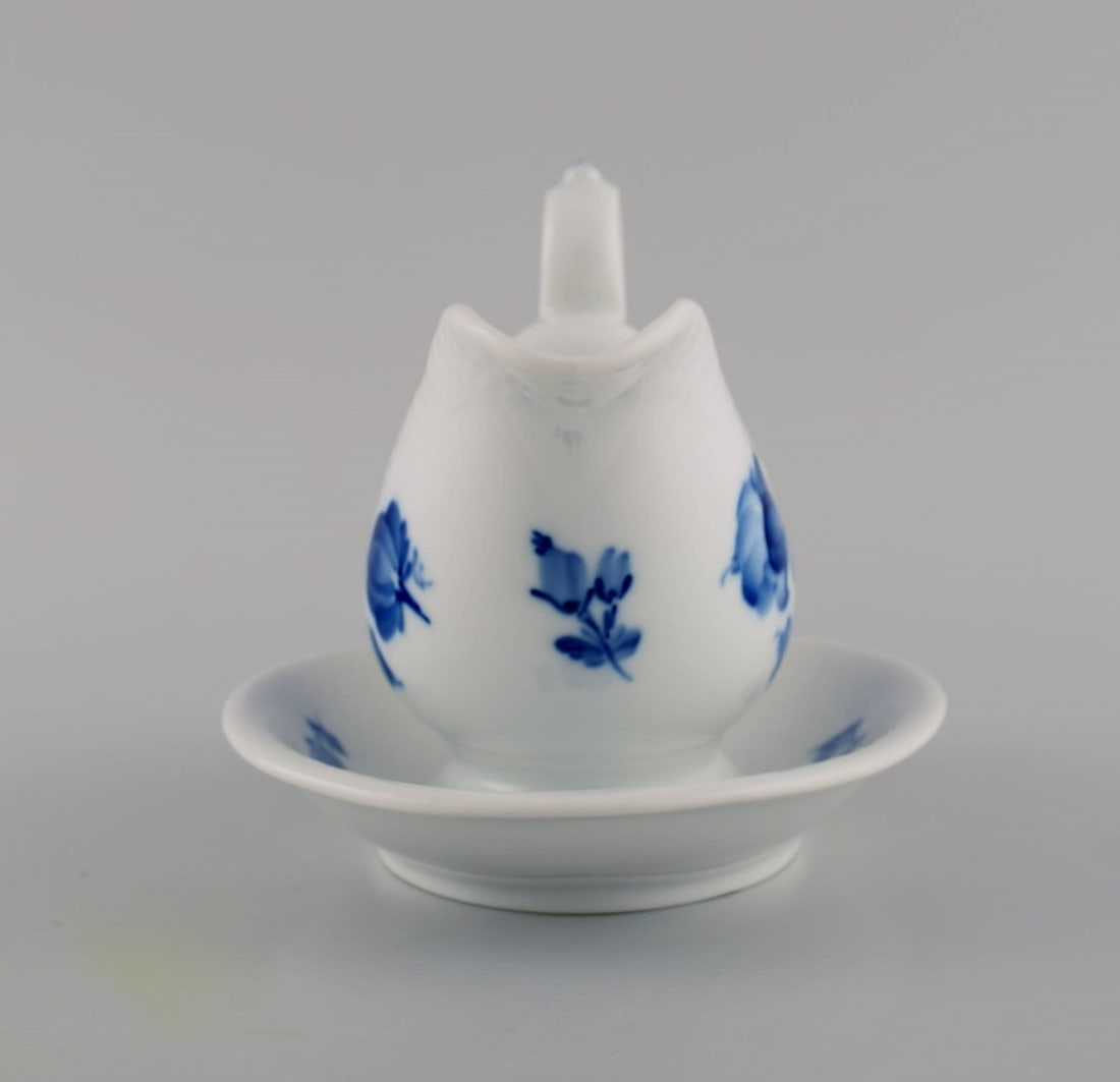 Royal Copenhagen Blue Flower Braided sauce boat on fixed stand. Model number 10/8068. Dated 1959. - 4