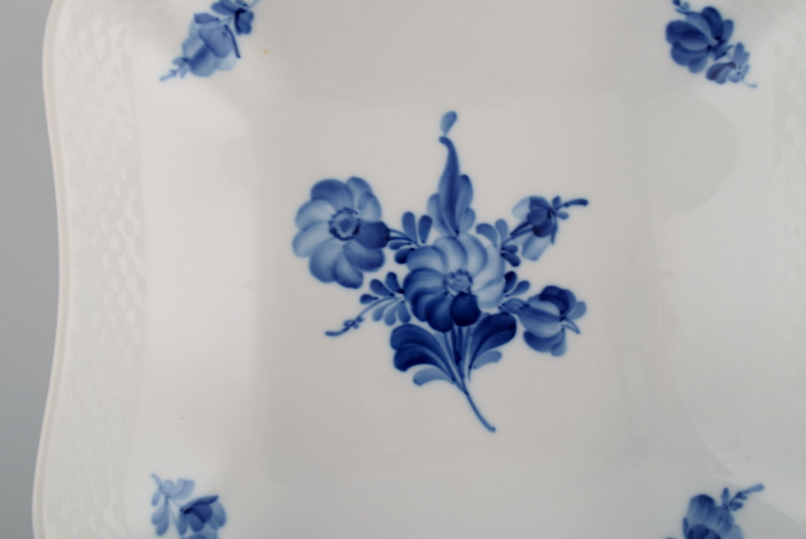 Royal Copenhagen Blue Flower Braided bowl. Model number 10/8063. Dated 1960. - 5