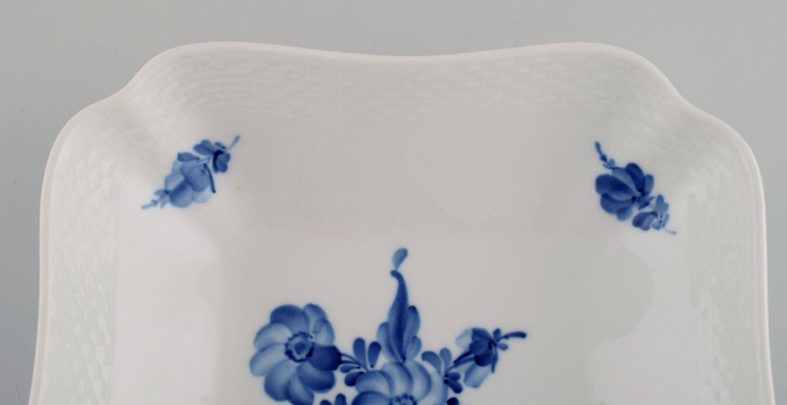 Royal Copenhagen Blue Flower Braided bowl. Model number 10/8063. Dated 1960. - 6