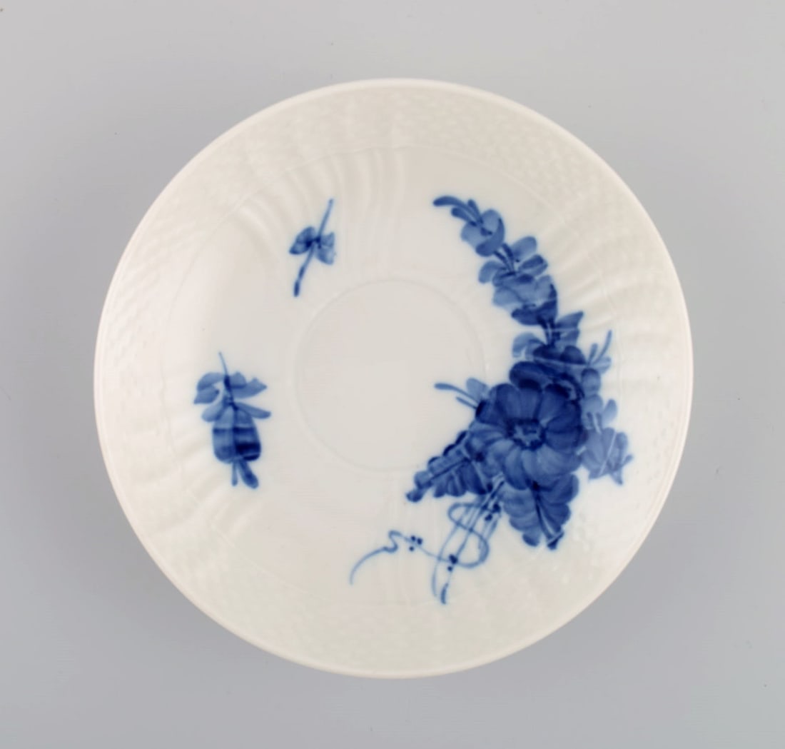 Royal Copenhagen Blue Flower Curved coffee service for eight people. 1980s. Model number 10/1549. - 5