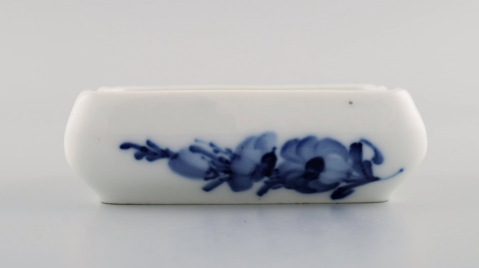 Small Royal Copenhagen Blue Flower salt and pepper bowl. - 5