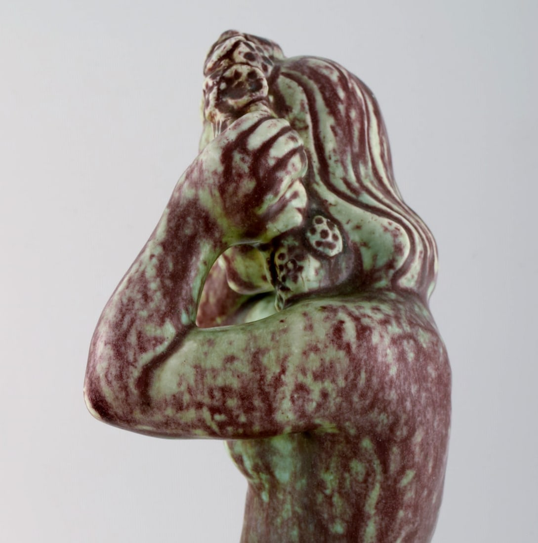 Harald Salomon for Rorstrand. Large unique sculpture of naked woman in glazed stoneware. Dated 1944. - 8
