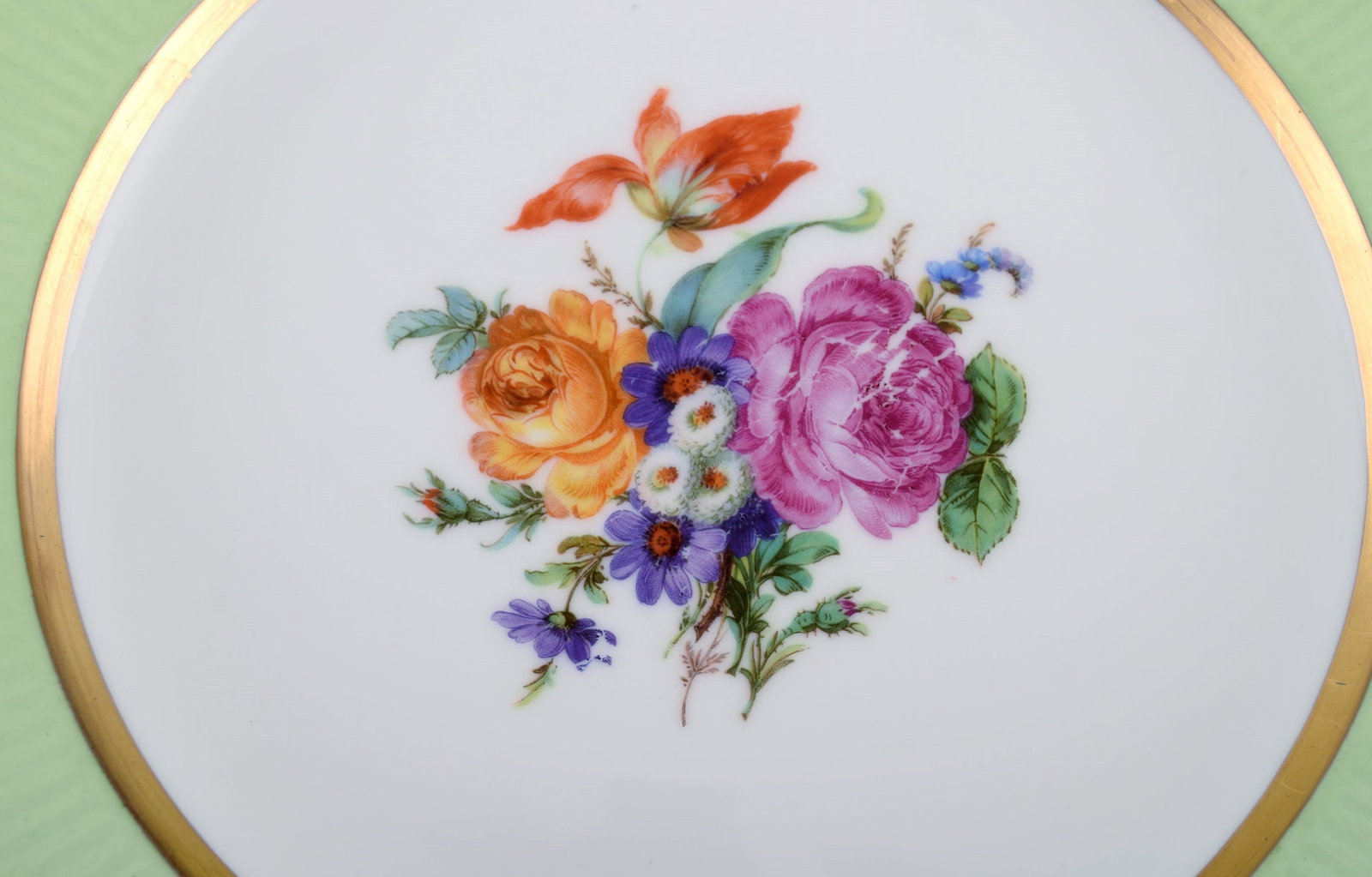 Royal Copenhagen plate in hand-painted porcelain with floral motif and edge in light green and gold. - 3