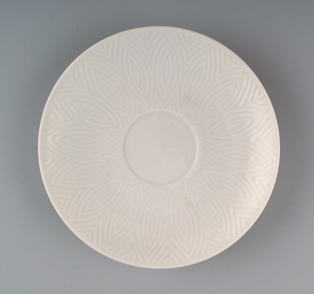 Royal Copenhagen. Salto Service, White. Six bouillon cups with saucers. 1960s. - 5