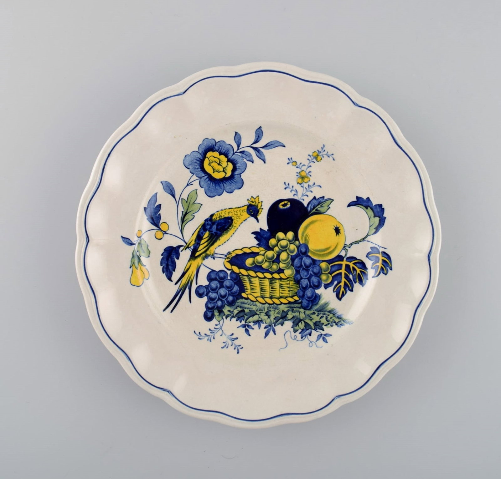 Spode, England. Blue Bird service in hand-painted porcelain. Two teacups with saucers, two plates - 3