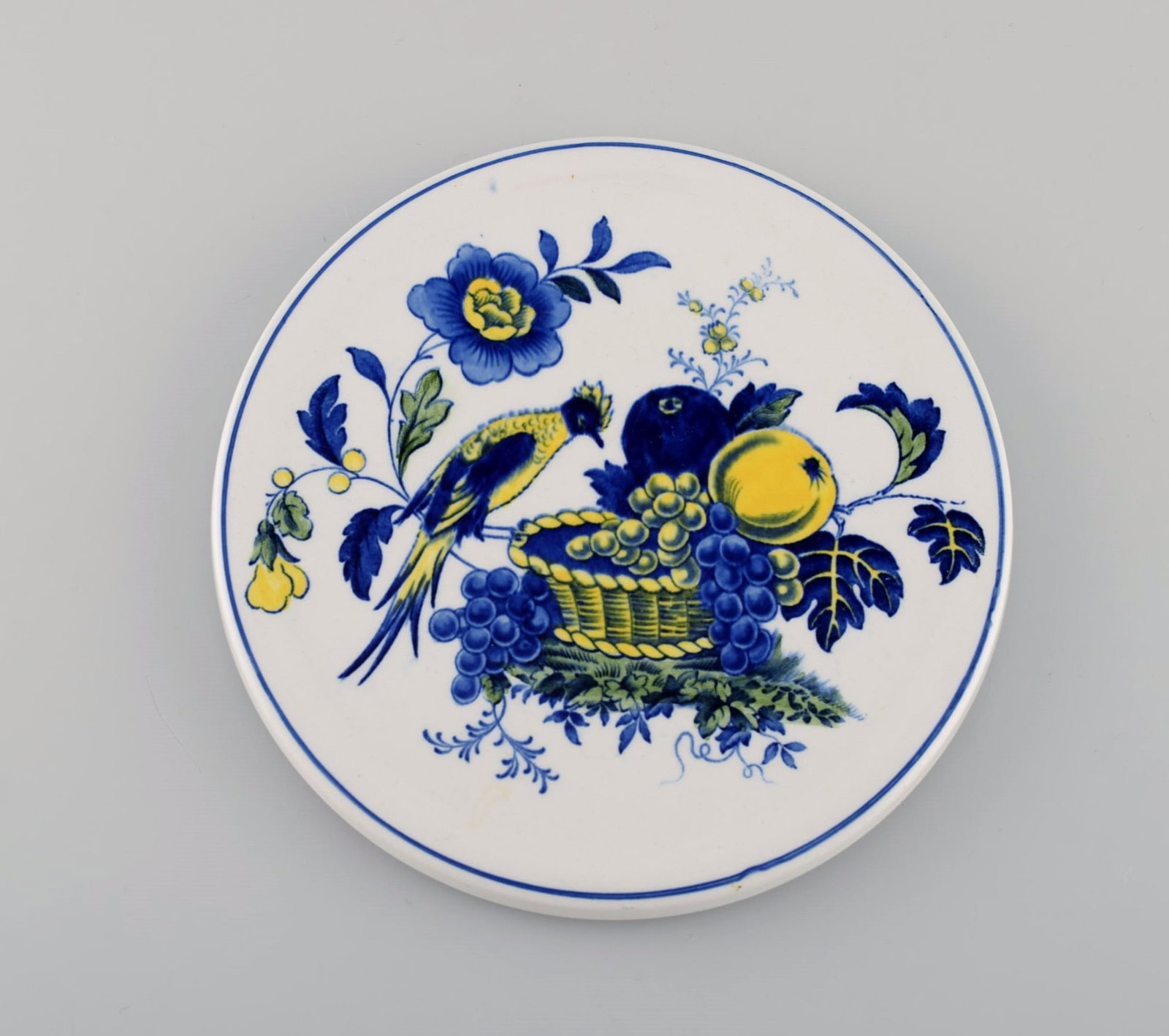 Spode, England. Blue Bird service in hand-painted porcelain. Two teacups with saucers, two plates - 7