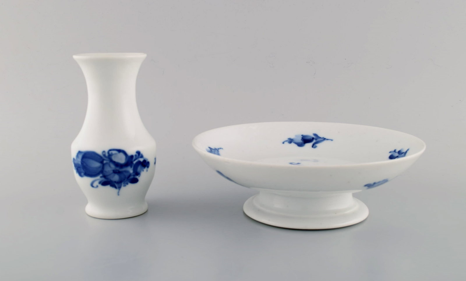Royal Copenhagen Blue Flower Braided vase and compote. - 2
