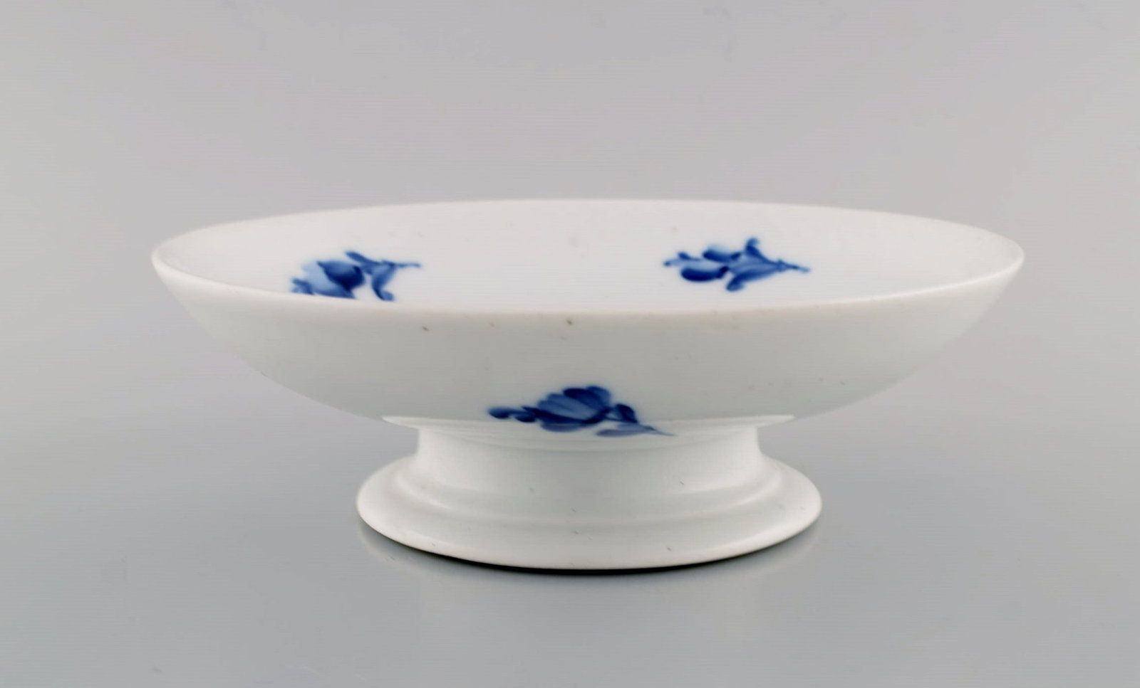 Royal Copenhagen Blue Flower Braided vase and compote. - 7