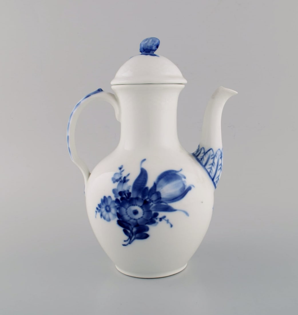 Royal Copenhagen Blue Flower Braided coffee pot. Model number 10/8189. - 6
