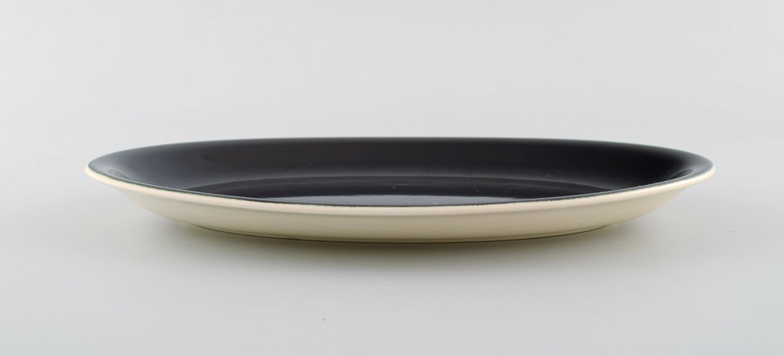 Royal Copenhagen / Aluminia Confetti dish and two plates in black and blue glazed faience. Mid-20th - 4
