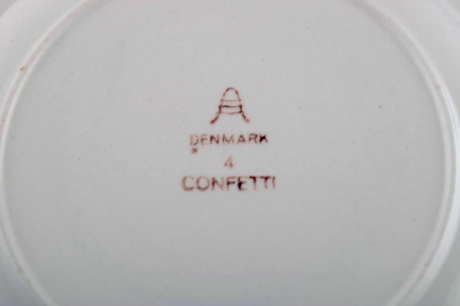 Royal Copenhagen / Aluminia Confetti dish and two plates in black and blue glazed faience. Mid-20th - 6
