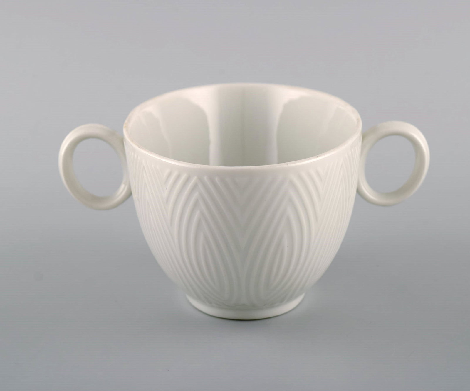 Royal Copenhagen. Salto Service, White. Sauce bowl. 1960s. - 3