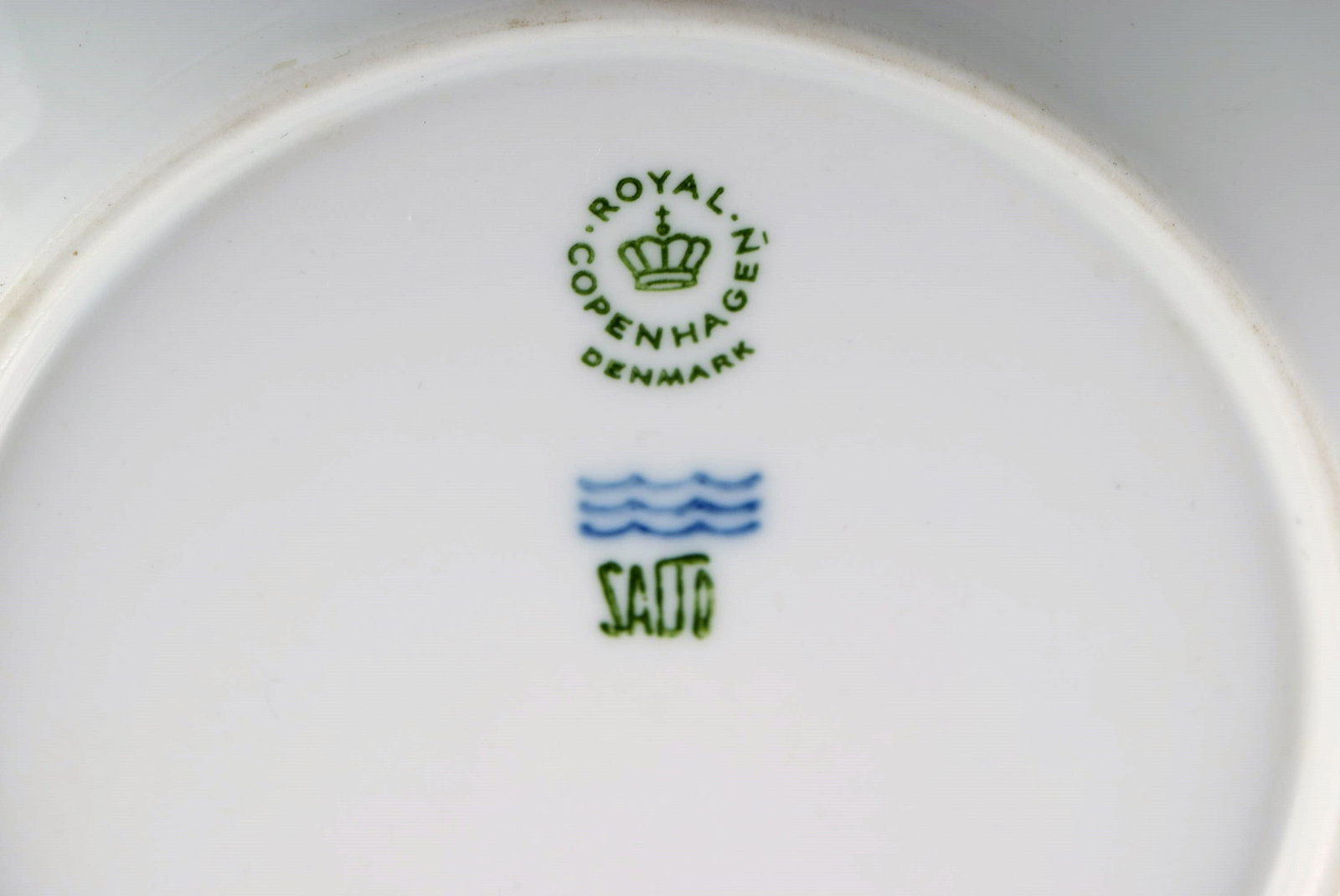Royal Copenhagen. Salto Service, White. Nine salad plates. 1960s. - 5