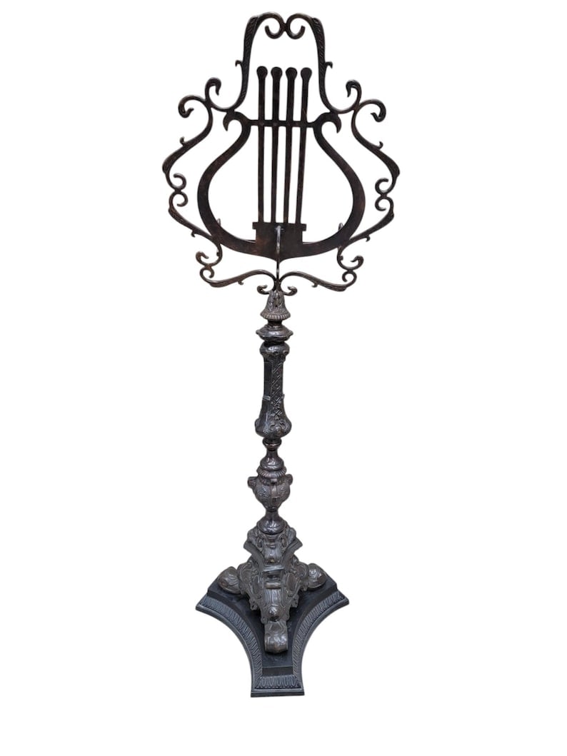 Vintage Gothic Style Lecturn/Music Stand by Maitland Smith: .Vintage Patinated Bronze Gothic Style Lecturn/Music Stand by Maitland Smith This vintage patinated bronze Gothic style lectern/music stand by Maitland Smith is a stunning blend of artistry and