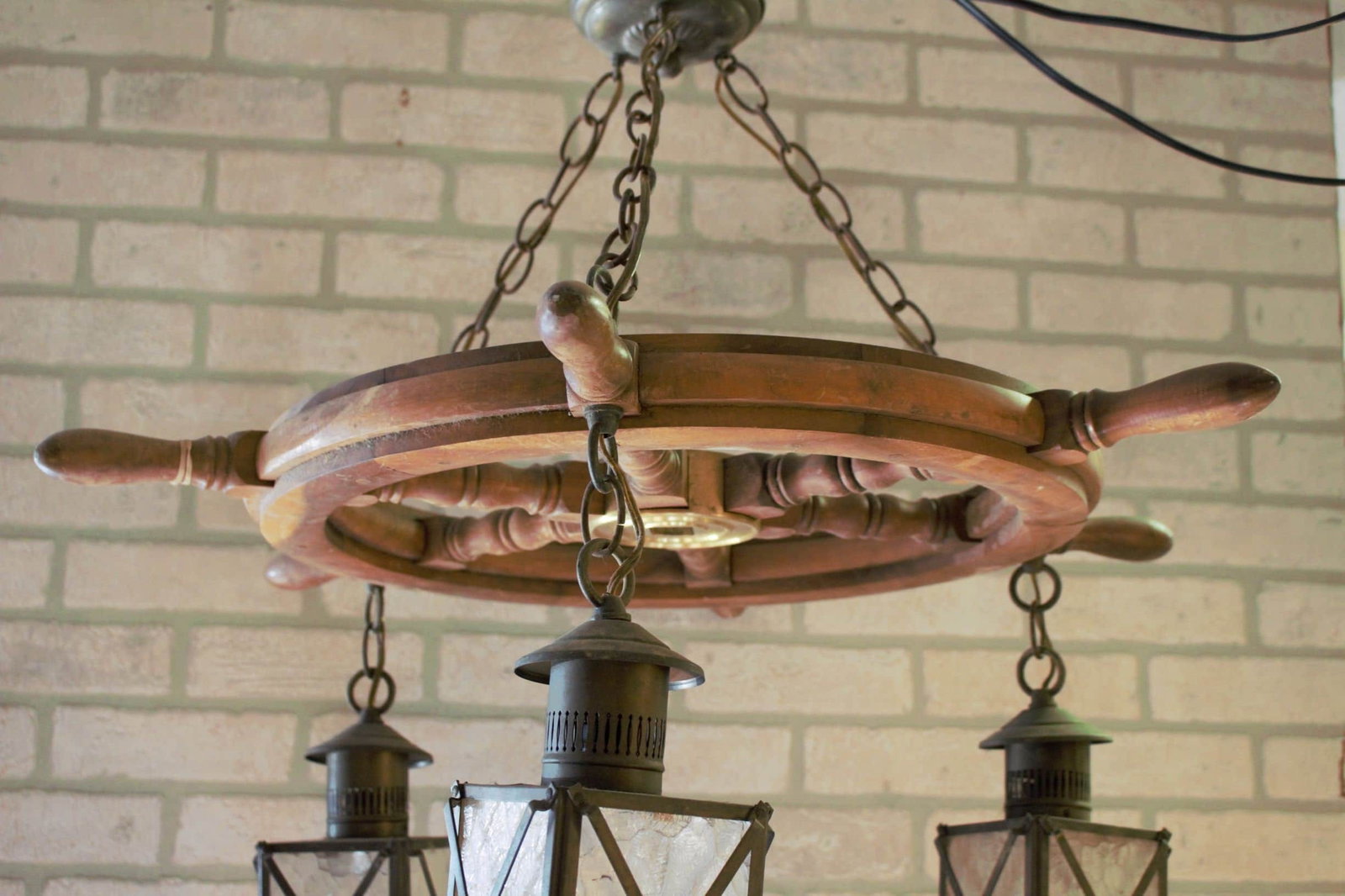 Vintage Nautical Ship Wheel Chandelier with Three Lanterns - 7