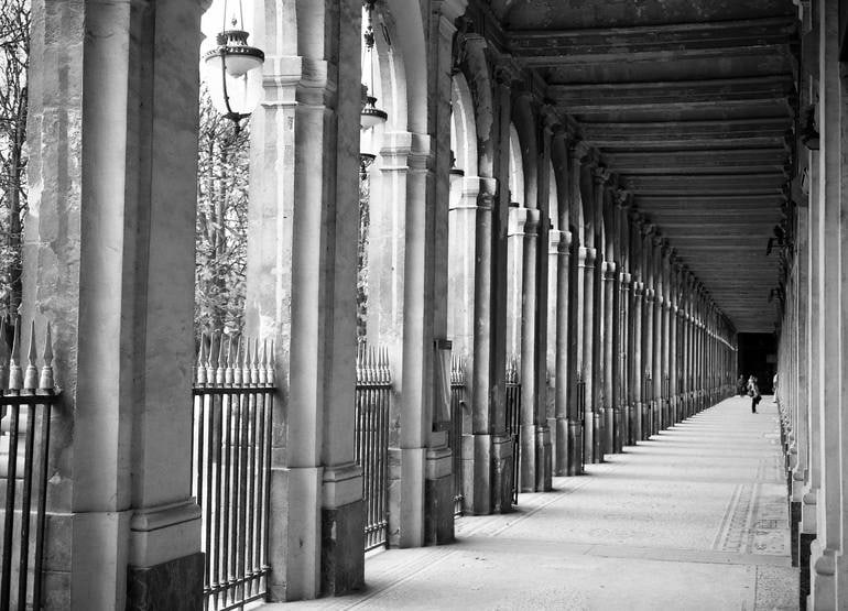 Edition 2/10 Arches, The Royal Palace, Paris - Silver Gelatin Photograph: Title: Edition 2/10 Arches, The Royal Palace, Paris - Silver Gelatin Photograph Dimension: 20 x 16 in Description:Edition 2/10 Arches, The Royal Palace, Paris - Silver Gelatin Photograph Paul Cooklin 