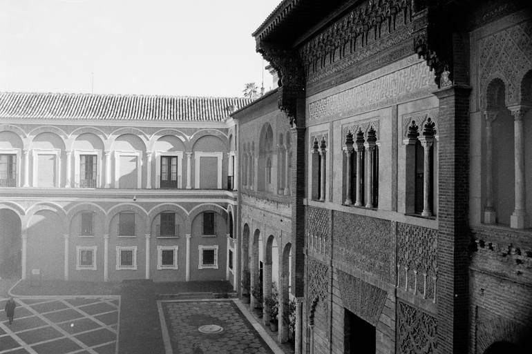 Spainish Square, Seville, Spain - Silver Gelatin Photograph: Title: Spainish Square, Seville, Spain - Silver Gelatin Photograph Dimension: 20 x 16 in Description:Spainish Square, Seville, Spain - Silver Gelatin Photograph - Limited Edition of 10 Paul Cooklin Un