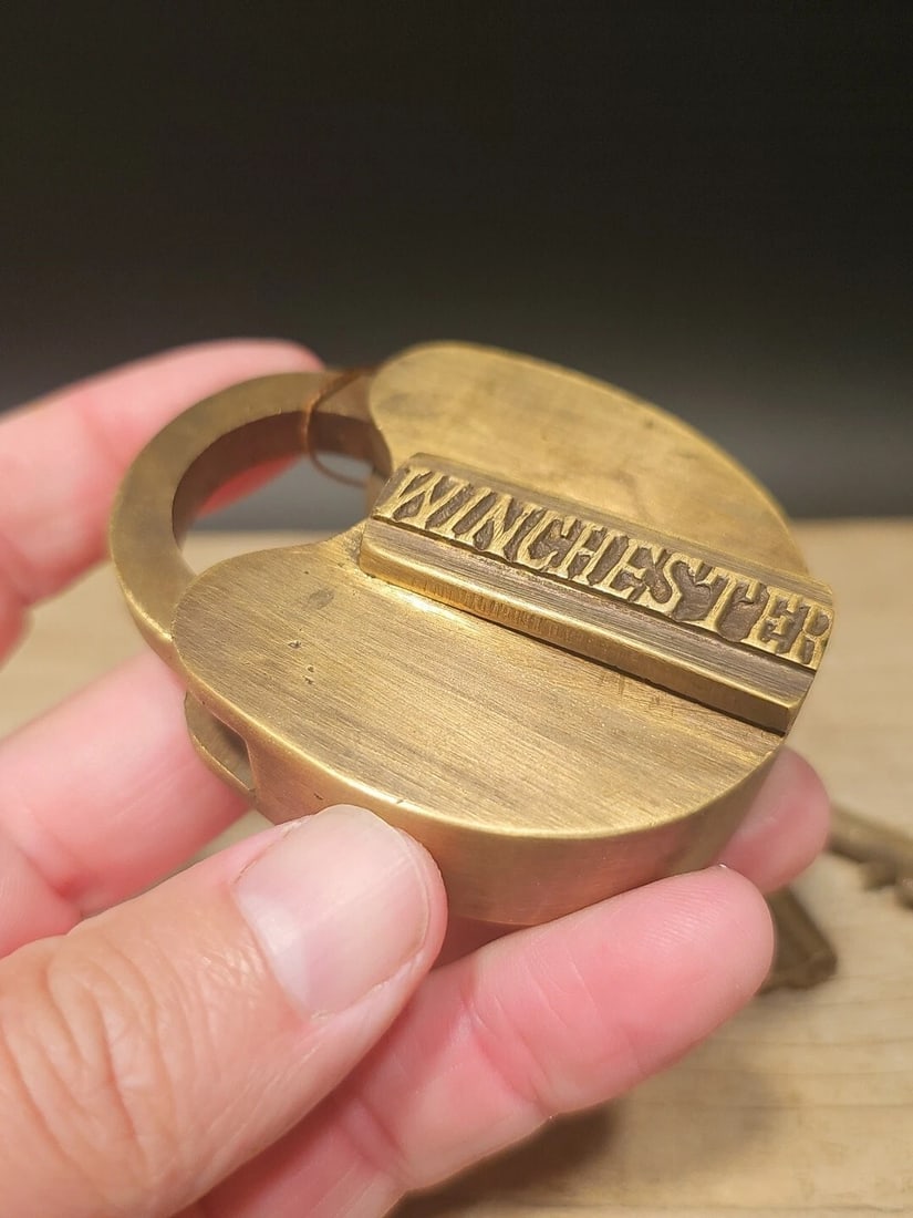 Brass Winchester Firearms Ammo Box Padlock Lock & Key - 5