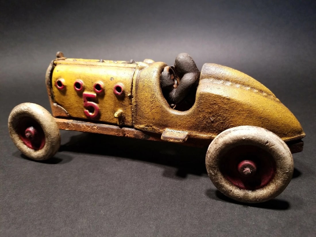 Cast Iron #5 Yellow Toy Race Car w Lifting Hood - 10
