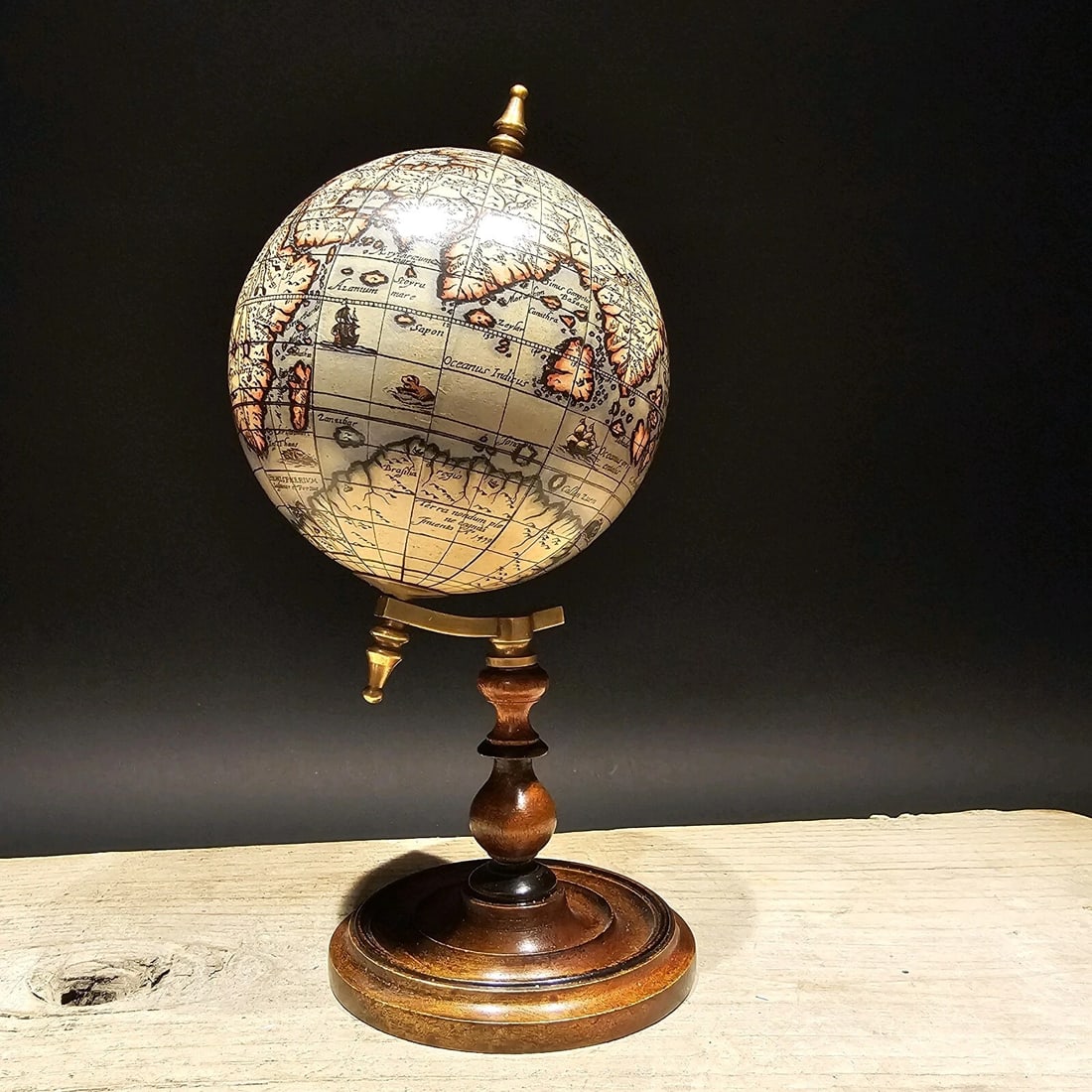 Old World Style 8" Globe w Turned Wood Stand - 8