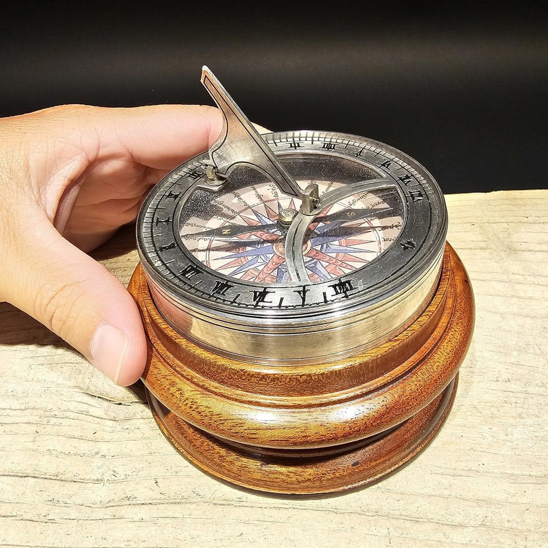 Turned Mahagony Wood and Silver Plated Bronze Sundial Compass - 3