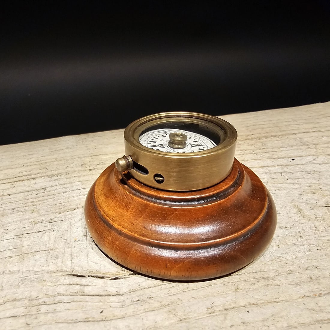 Turned Mahagony Wood and Brass Compass - 9