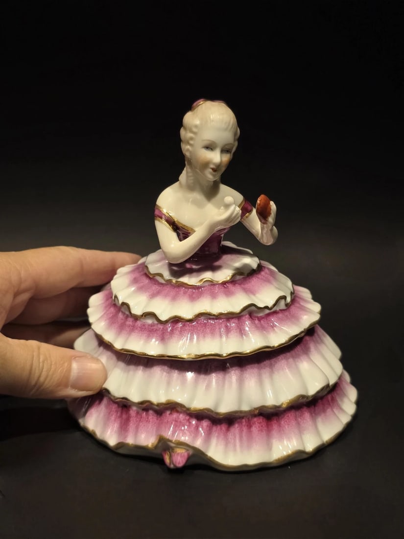 6" Porcelain Half Doll Powder Box Lady Figurine Vanity Trinket - 12