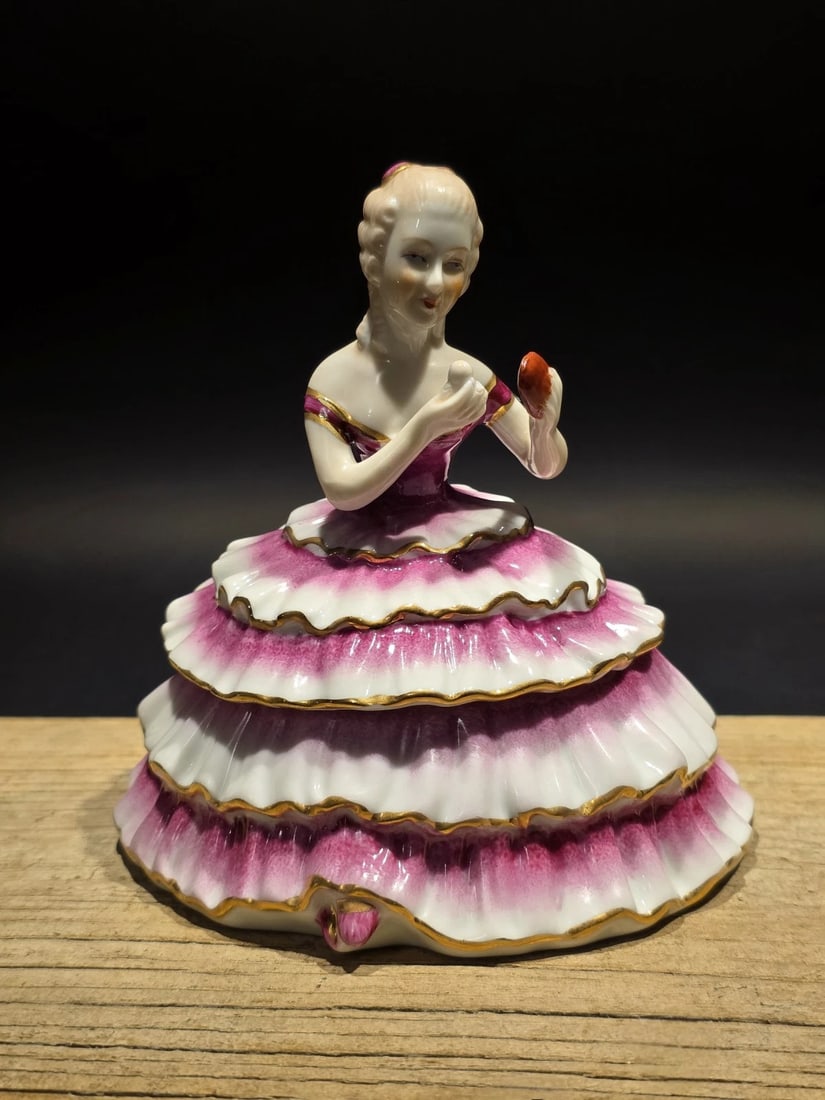 6" Porcelain Half Doll Powder Box Lady Figurine Vanity Trinket - 14